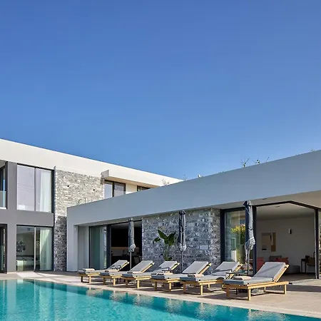 Manza Villa